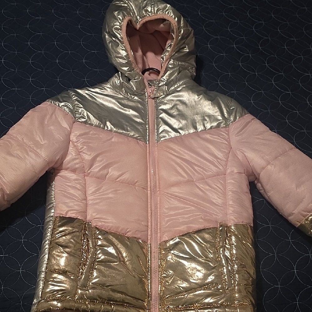 Stylish Metallic Puffer Jacket for Kids